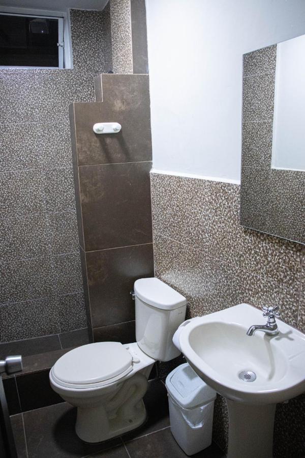 Hotel San Martin Тарапото Екстериор снимка
